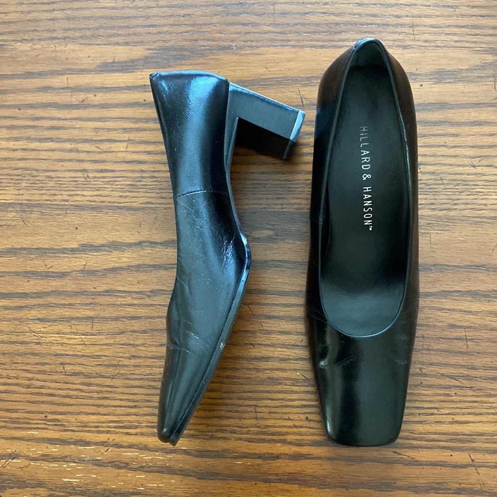 Hillard & Hanson Shoe